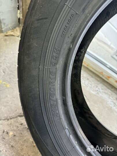 Yokohama BluEarth AE01 215/60 R16 99H