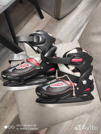 Коньки хоккейные детские
