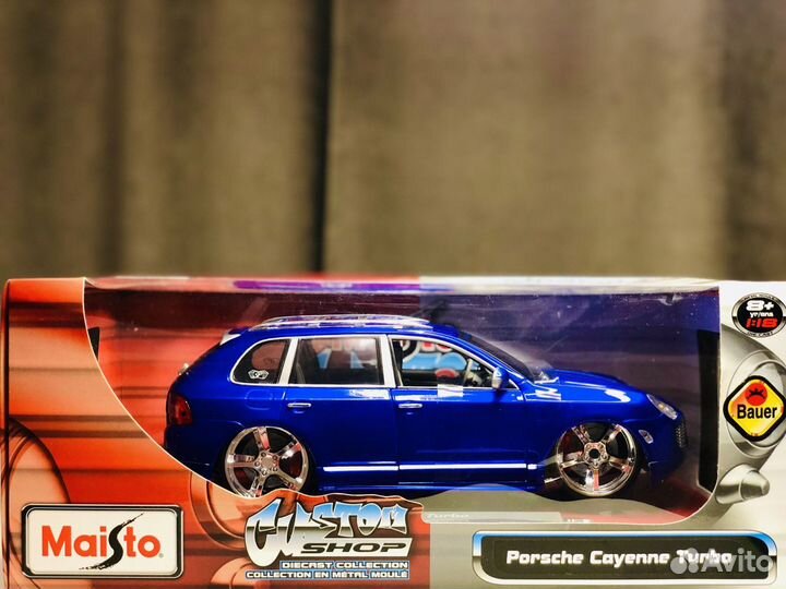 Модель 1/18 Porsche Cayenne Turbo
