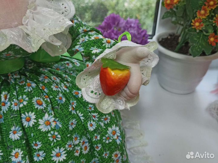 Кукла грелка на заварник,В наличии