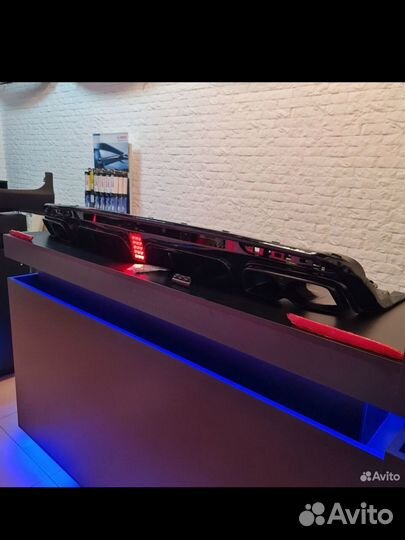 Задний диффузор W222 brabus s222 LED AMG черный