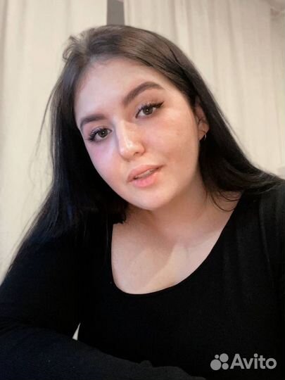 Продавец, администратор, хостес, официант