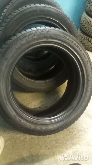 Nokian Tyres Hakkapeliitta 7 215/55 R17
