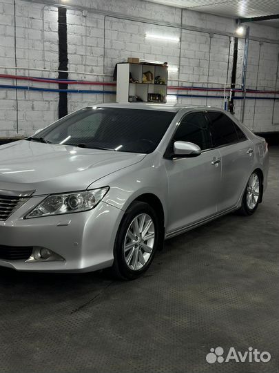 Toyota Camry 2.5 AT, 2012, 230 000 км