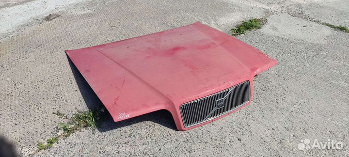 Капот Вольво 850