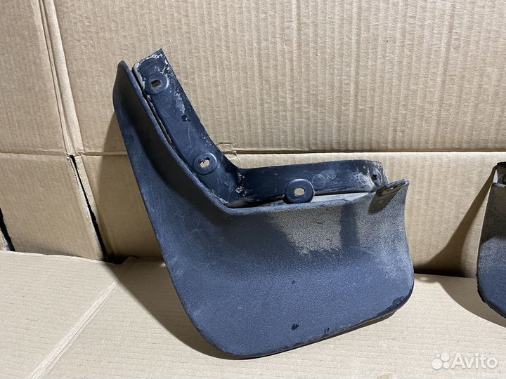 Брызговик задний Volkswagen Jetta 6