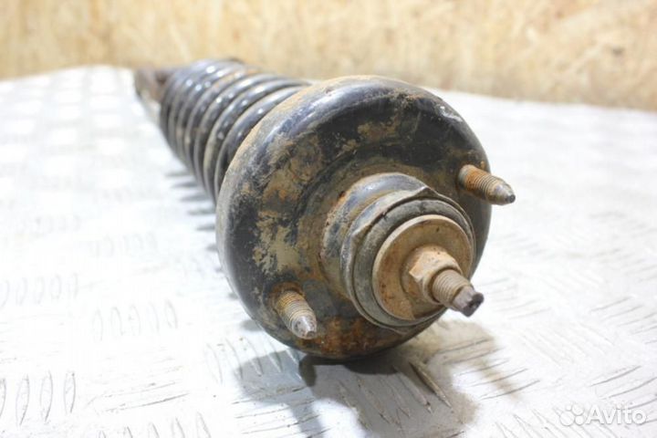 Амортизатор передний правый Honda Civic 1988-1991