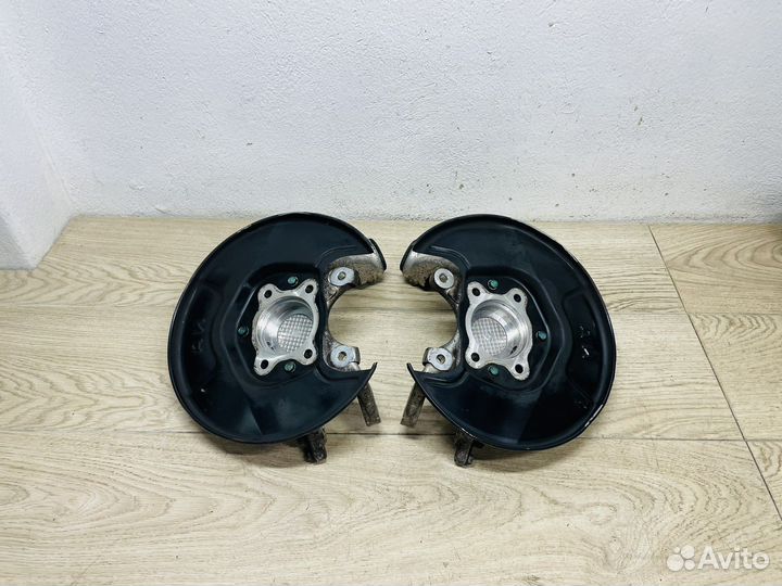 Цапфы задние пара Honda Civic 4D