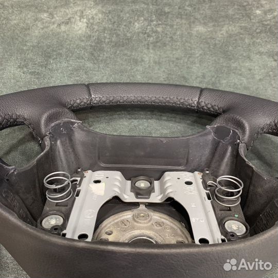 Перетянутый руль от Volkswagen Polo