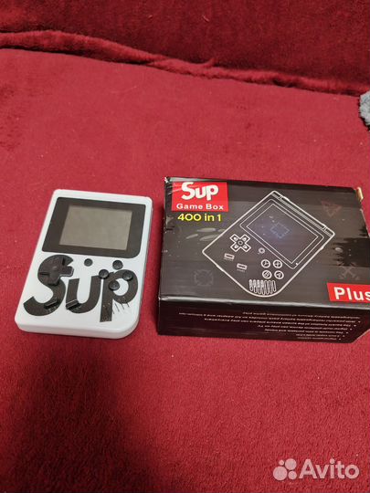 Портативная игровая приставка