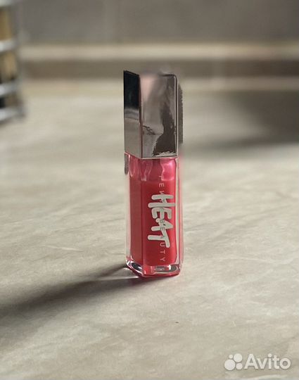 Fenty Beauty блеск плампер для губ для объема