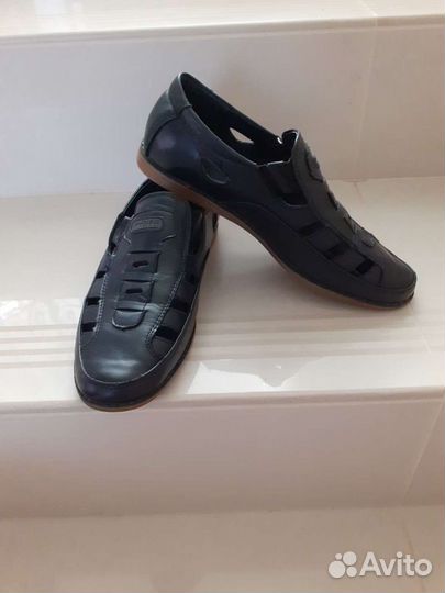 Школьная обувь