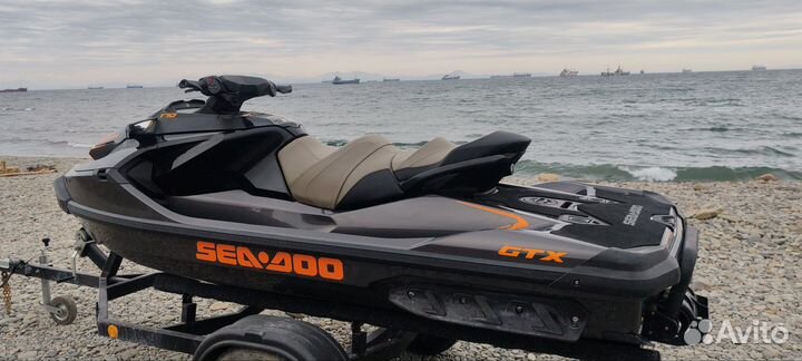 Продам гидроцикл SeaDoo GTX 170