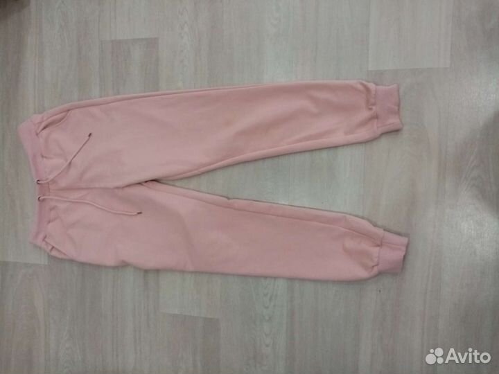 Спортивный костюм женский