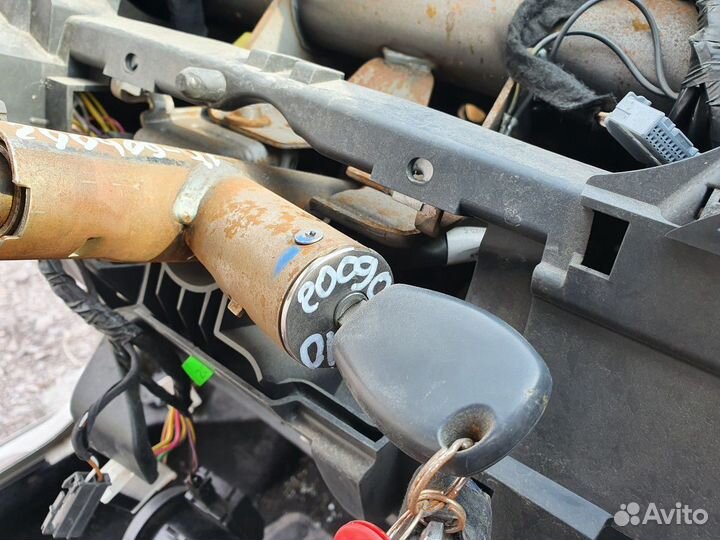 Замок зажигания ключ Sandero Сандеро