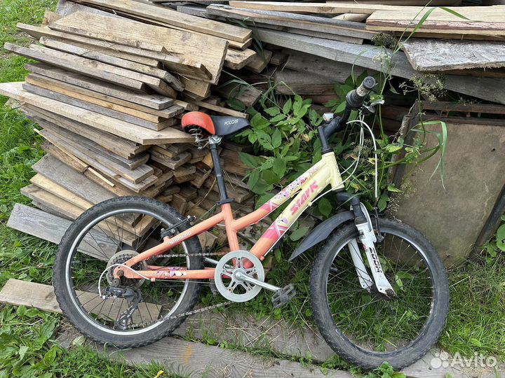 Добротный велосипед для девочки