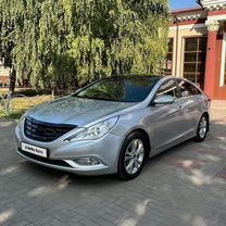 Hyundai Sonata 2.4 AT, 2012, 250 000 км, с пробегом, цена 1 300 000 руб.