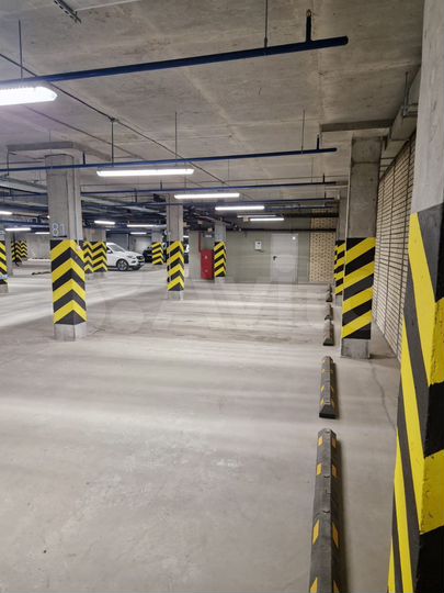Машиноместо, 15 м²