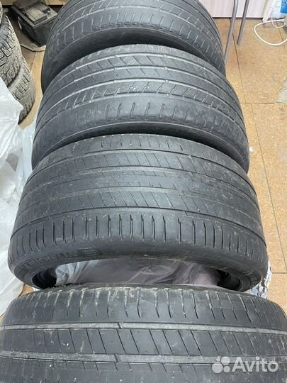 Bridgestone Alenza 001 275/40 R20