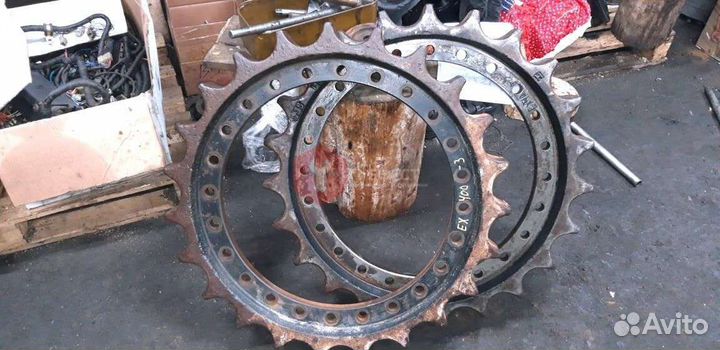 Звездочка Hitachi ZX250LCK-5G