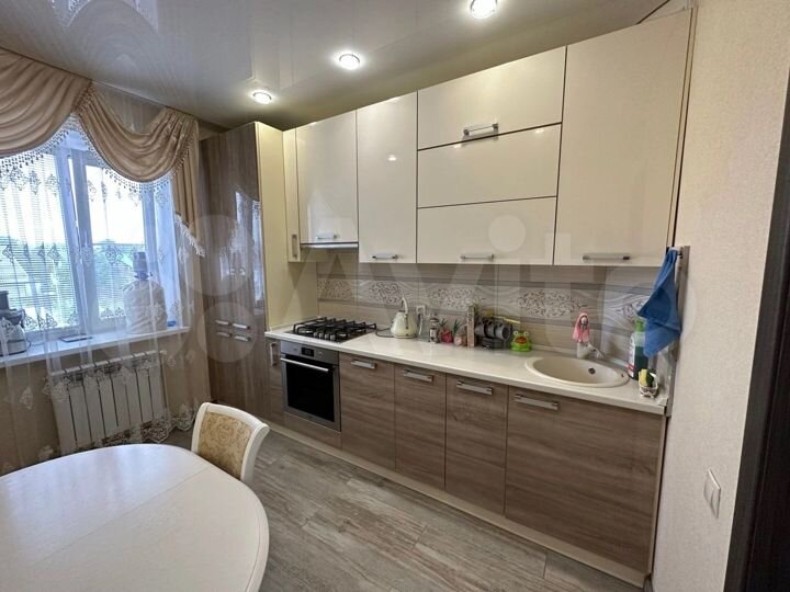 2-к. квартира, 49,6 м², 2/3 эт.