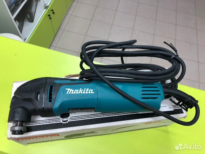 Makita TM3000C