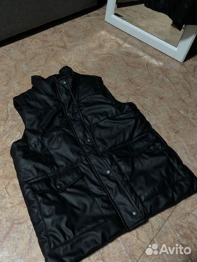 Безрукавка женская