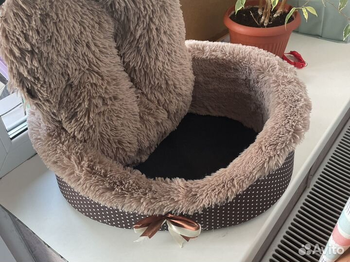 Лежанка для собак и кошек
