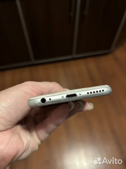 iPhone 6S, 16 ГБ