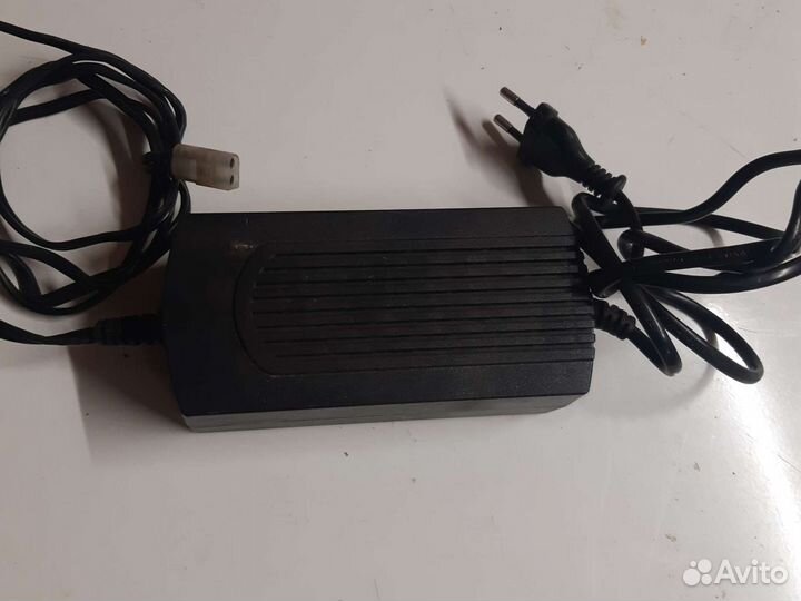 Блок питания для зарядки скутера 12 А 48V