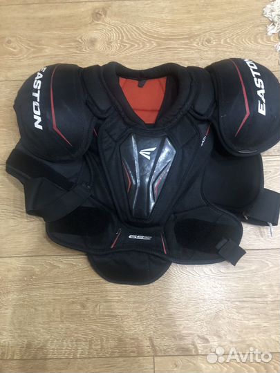 Нагрудник хоккейный