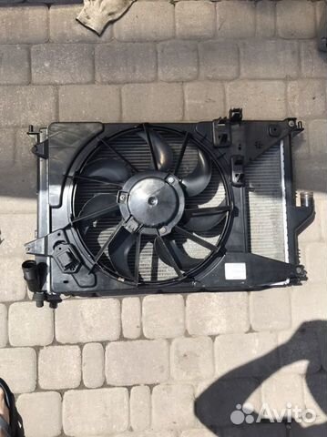 Кассета радиаторов Рено Сандеро