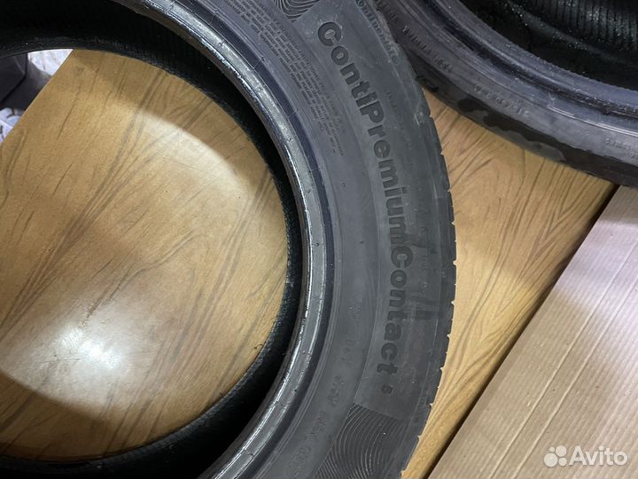 Continental ContiPremiumContact 5 215/60 R16 95H