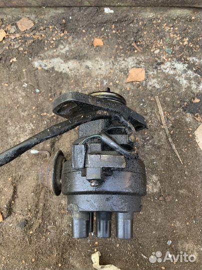 Трамблер GA14DS Nissan Sunny N14 1.4