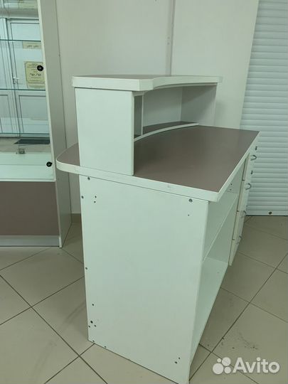 Стол