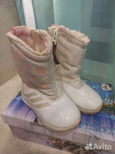 Ботинки adidas для девочки