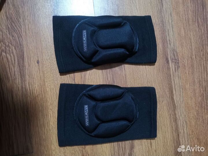 Наколенники спортивные