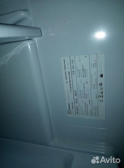 Холодильник indesit
