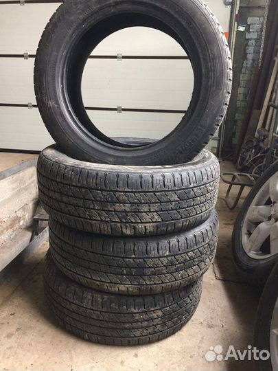 Kumho Crugen Premium KL33 215/60 R17 100V