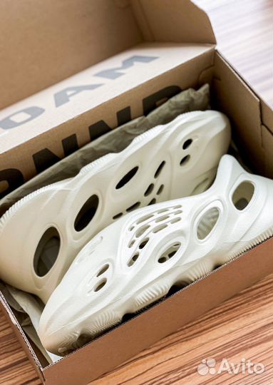 Adidas Yeezy Foam runner