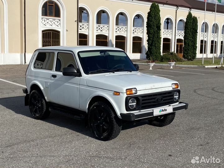 LADA 4x4 (Нива) 1.7 МТ, 2015, 209 000 км