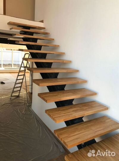 Лестница. Срок изготовления до 10 дней