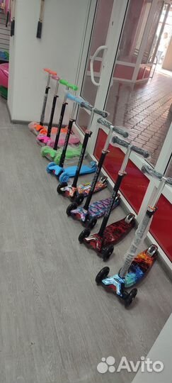 Самокат детский трехколесный