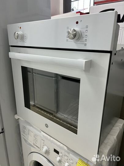 Духовой шкаф с конвекцией Новый