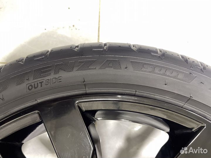 Bridgestone Potenza S001 225/40 R19 93W