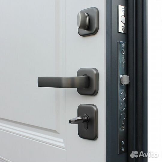 Дверь входная металлическая