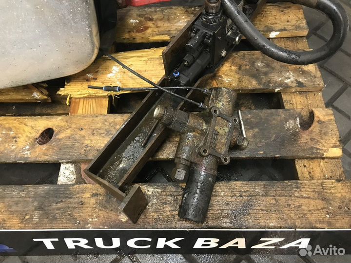 Бак гидравлический в сборе Man TGS