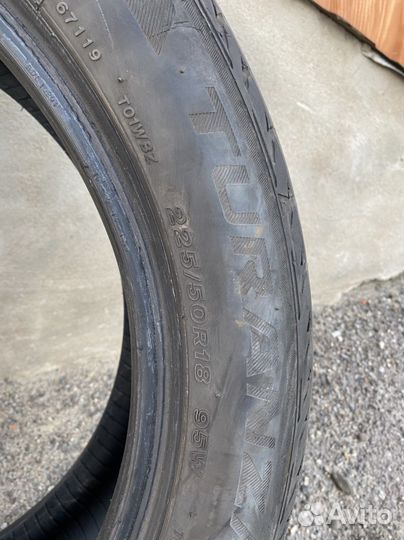 Bridgestone Turanza T001 225/50 R18