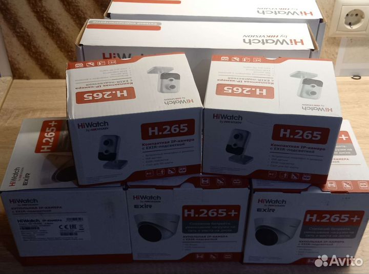 Камера HiWatch i203-2шт i214-2шт рега-2шт