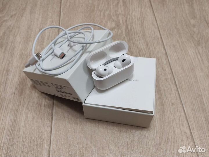 Наушники AirPods Pro